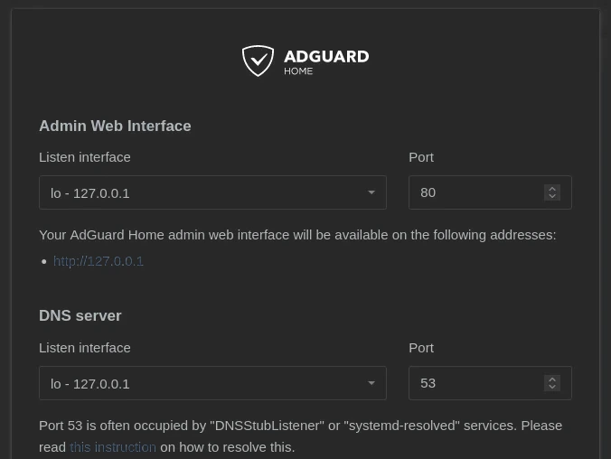 Het eerste-installatiescherm van AdGuard Home met de admin-interface en DNS-serverpoort